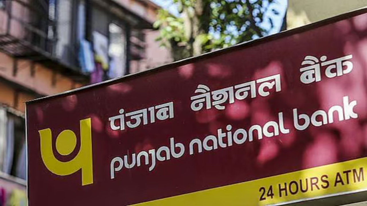 Depositing Rs 2 Lakh in PNB Will Earn a Lot Know The Full Details